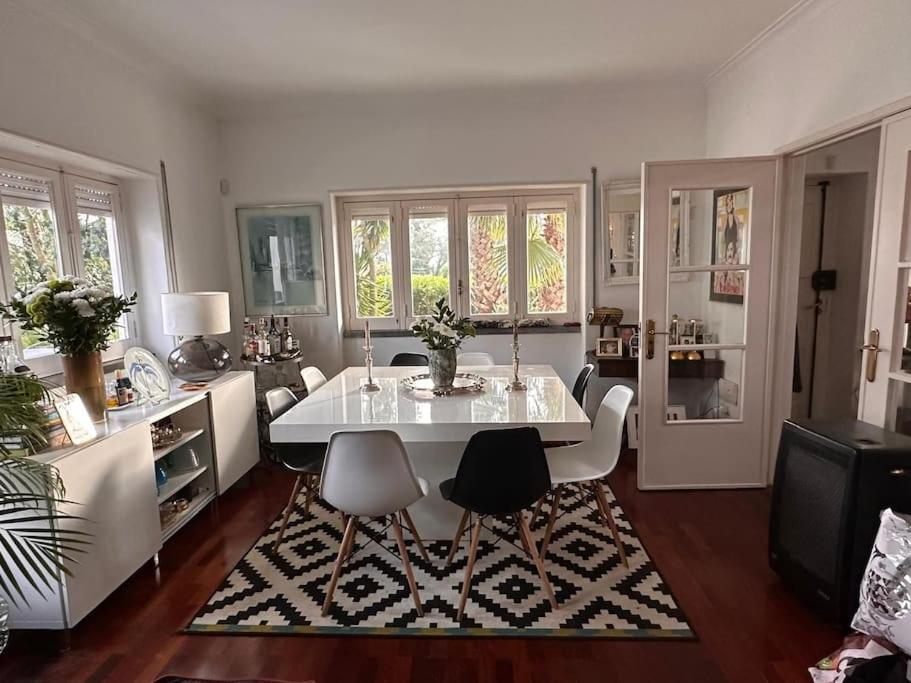 Vakantiehuis In Cascais, Near The Center And Beaches, But In A Very Quite Neighborhood Cascais