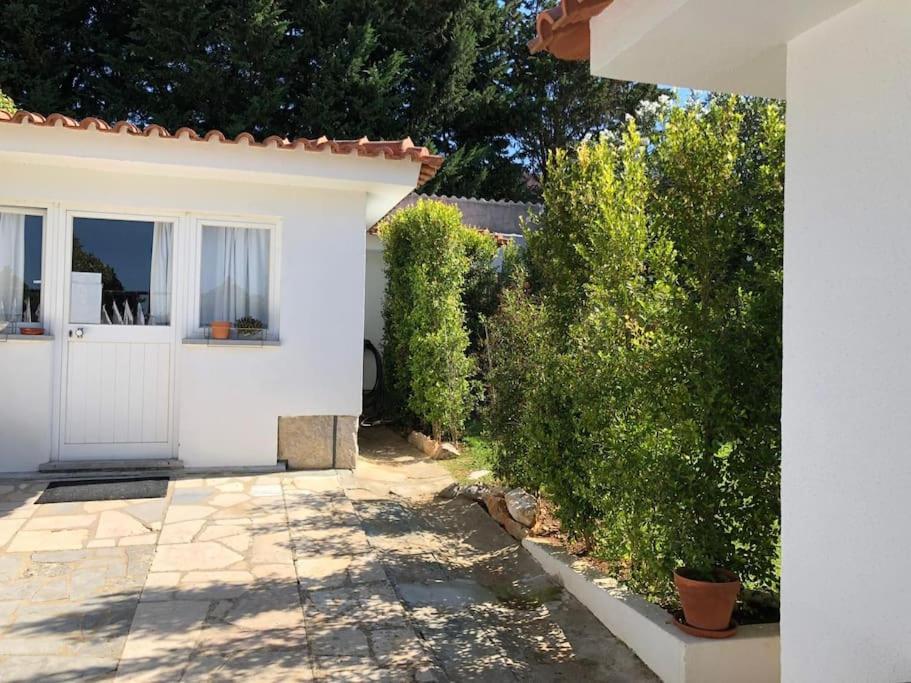 Vakantiehuis In Cascais, Near The Center And Beaches, But In A Very Quite Neighborhood *